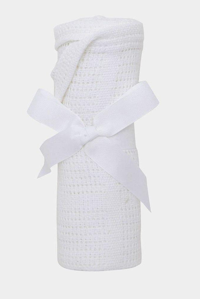 White cellular blanket- Mamas Hospital Bag